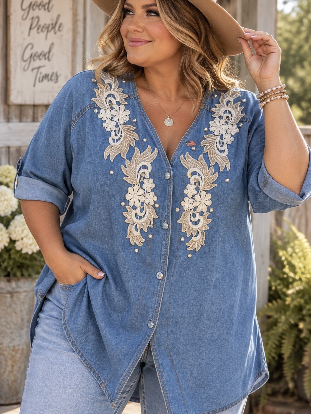 Vintage Monique Fashion Denim Embroidered Rhinestone Tunic Shirt 2X Cotton